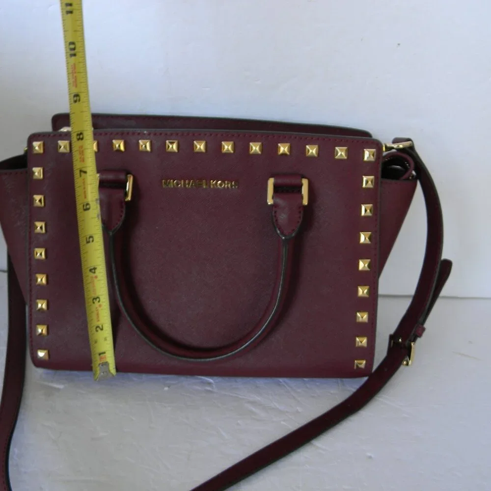 Michael Kors Selma Studded Saffiano Leather Crossbody SATCHEL BURGUNDY/WINE FALL - Picture 3 of 9